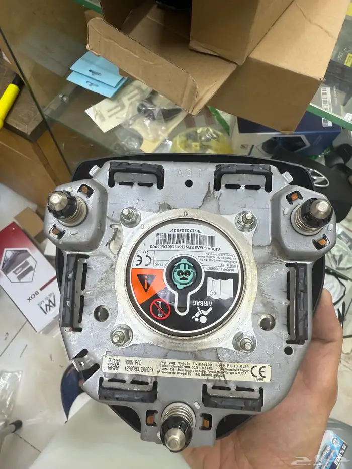 قطع غيار وديكورات كامري ولاندكروزر جديده 2005-2018 1