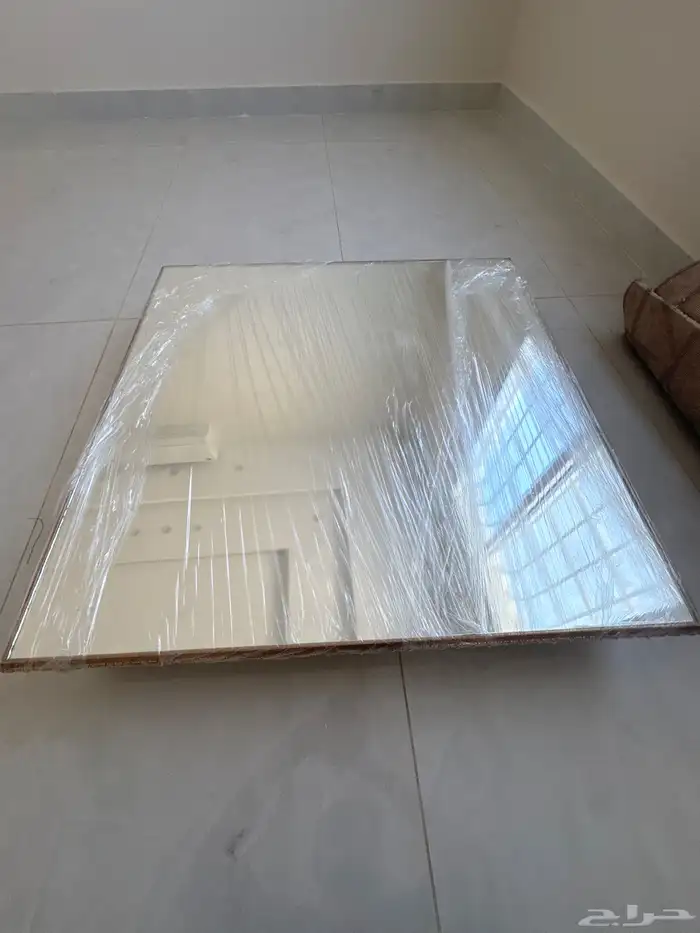 طاوله ارضيه قزاز 0