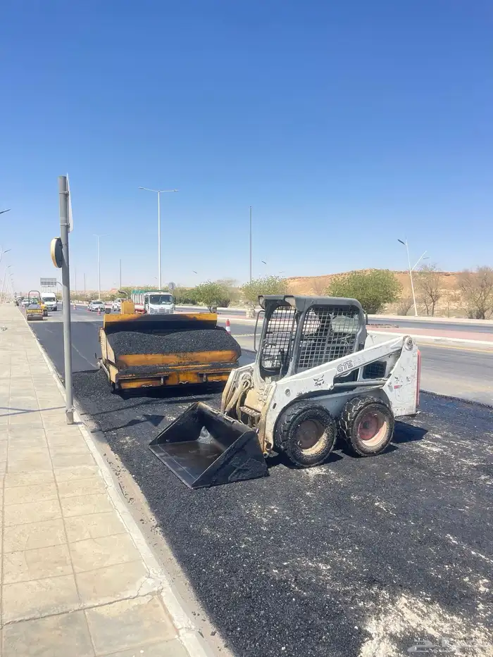 فرادة اسفلت صغيرة 1