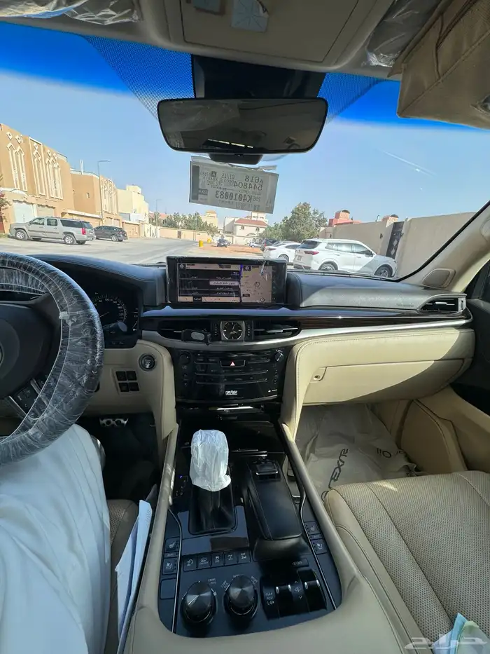 جيب لكزس ديزل 2019 4