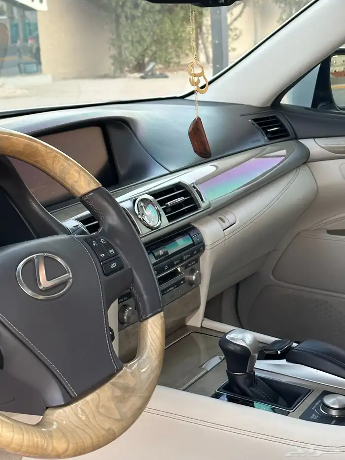 لكزس 2015 -LS460 لارج فل الفل داخل بيج 9