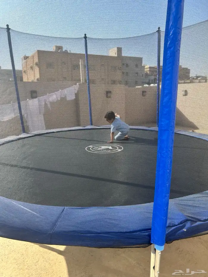للبيع نطيطا كبيرة شبه جديدة مقاس3.66 م 2