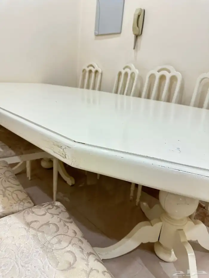 طاولة طعام و 8 كراسي فاخره آخر يوم 0