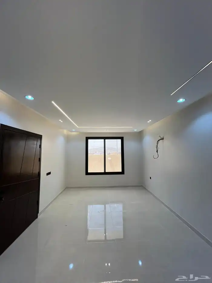 فيلا دورين على شارعين ركنية ولي العهد 7 15