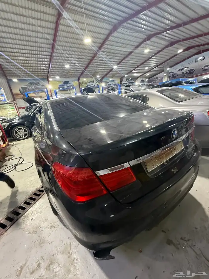 بي ام دبليو 760 2009 1