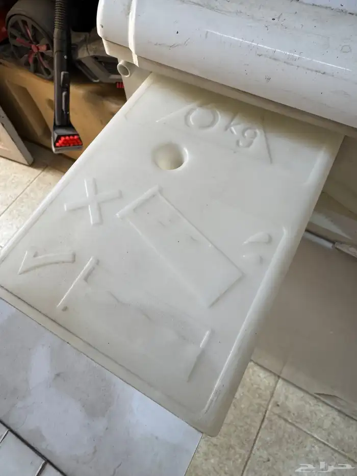 نشافه ملابس جديده ماركه  indesit 3