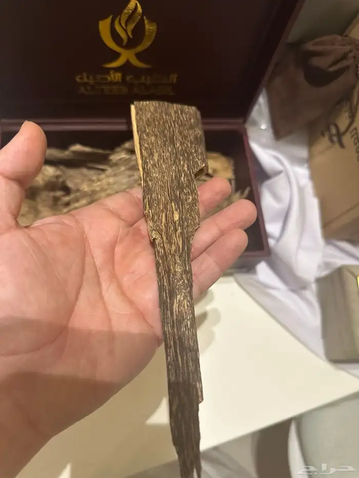 عود فاخر رائحة وثبات( تم البيع ) 9