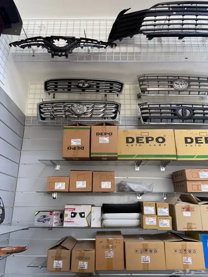 قطع غيار وديكورات كامري ولاندكروزر جديده 2005-2018 23