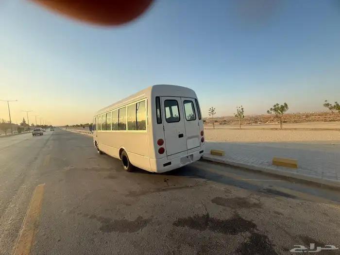 باص ميتسوبيشي روزا 2014 30 راكب 18