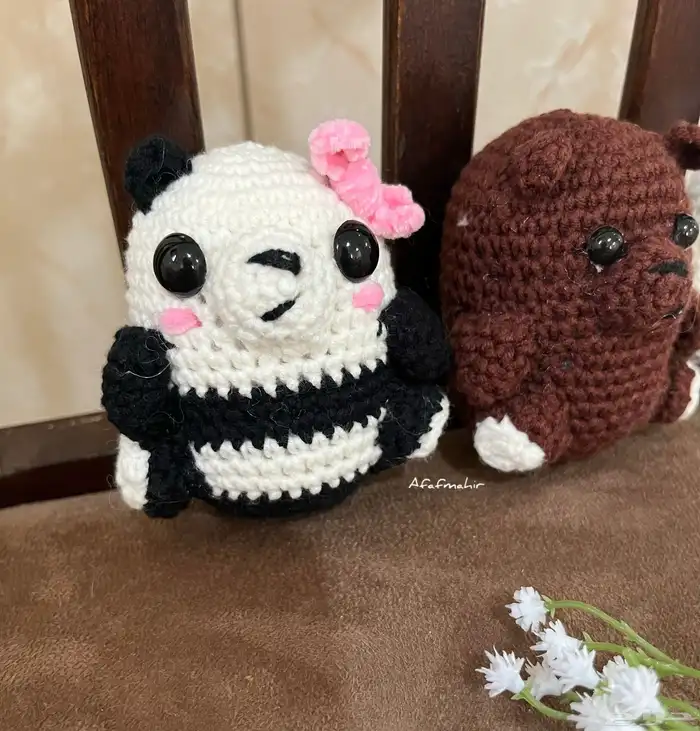 ميدالية الدبب الثلاثة كروشيه - توزيعات - هدايا 2