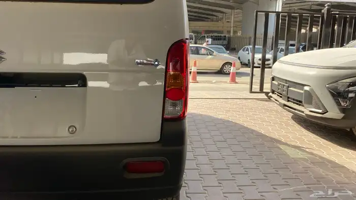 سوزوكي ايكو فان 2026 16