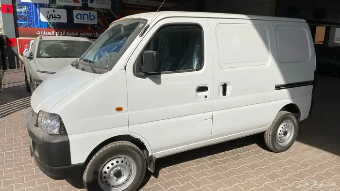 سوزوكي فان ايكو 2026 11