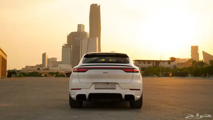 Porsche Cayenne Coupe GTS 5