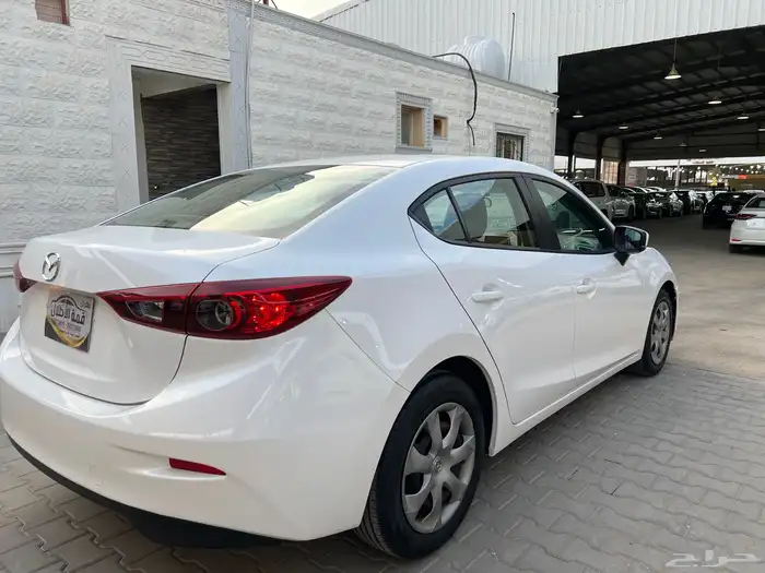 مازدا 3 2019 نظيف جدا لدى قمة الاطلال 7