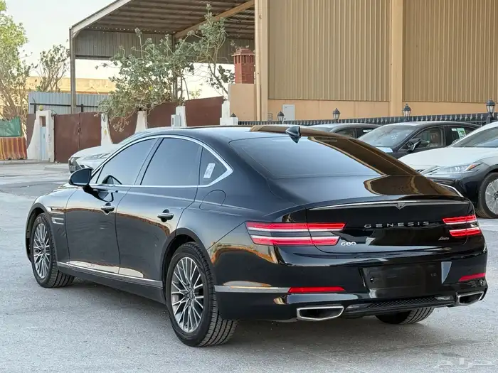 جنسس G80 مباع 10