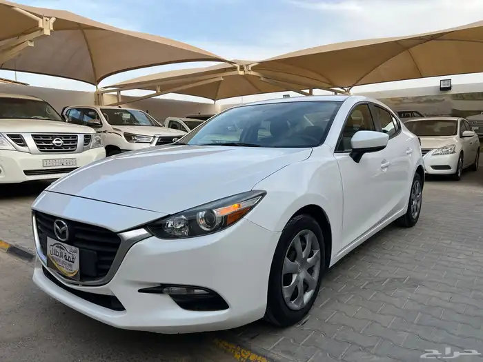 مازدا 3 2019 نظيف جدا لدى قمة الاطلال 21