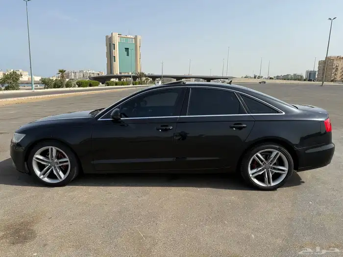 للبيع أودي A6 موديل 2013  مكينة V6 سعة 2.8 لتر 8