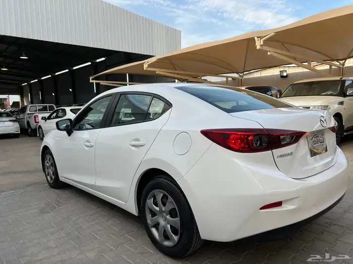مازدا 3 2019 نظيف جدا لدى قمة الاطلال 16