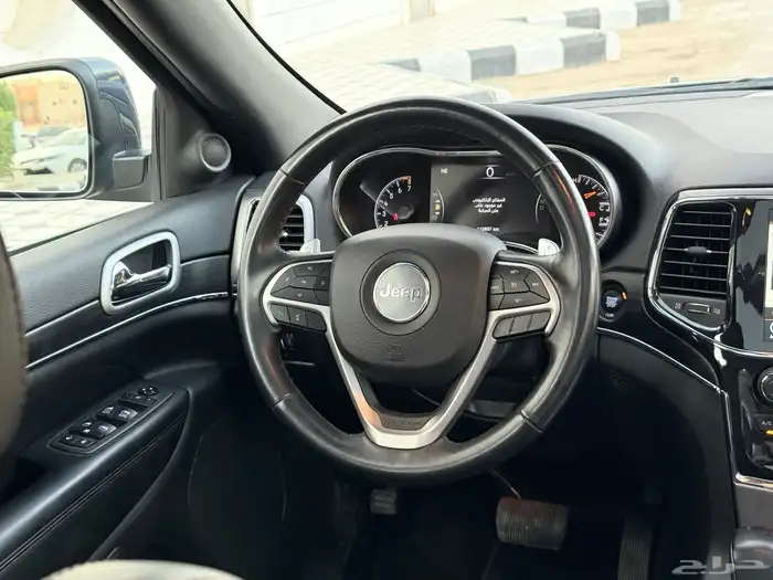 جيب قراند شروكي موديل 2021 31
