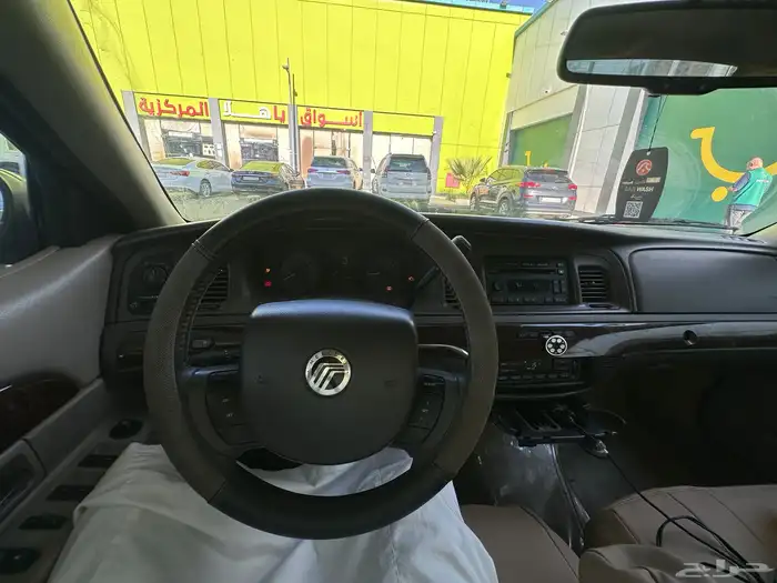 فورد قراند ماركيز 2011 2