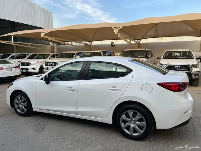 مازدا 3 2019 نظيف جدا لدى قمة الاطلال 17