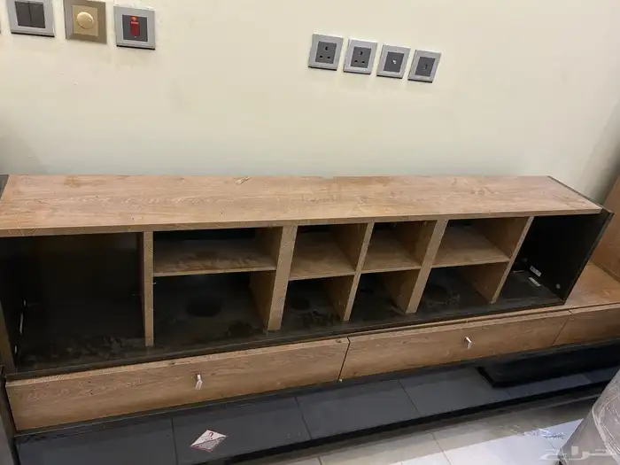 مكتبة كاملة للتلفزيون   طاولة قهوة 5