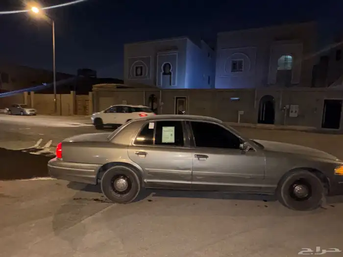 فورد فكتوريا 10