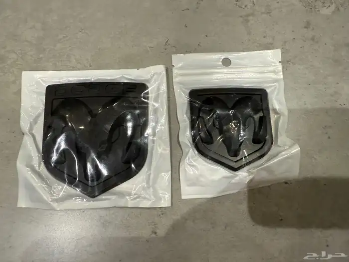 شعار دوج اسود 0