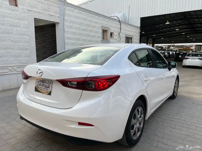 مازدا 3 2019 نظيف جدا لدى قمة الاطلال 10