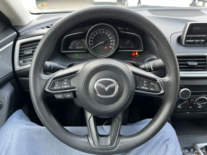 مازدا 3 2019 نظيف جدا لدى قمة الاطلال 46