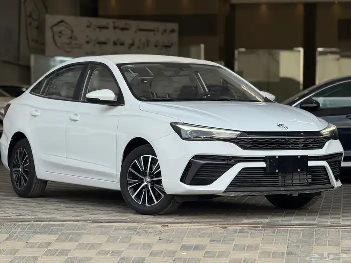 ام جي 5 ستاندر 2025 كاش واقساط 2