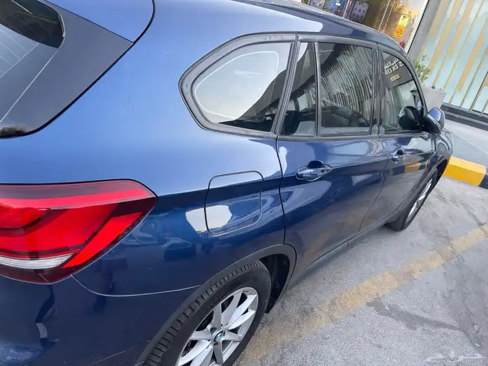 للبيع BMW X1 2022 sDrive20i 8