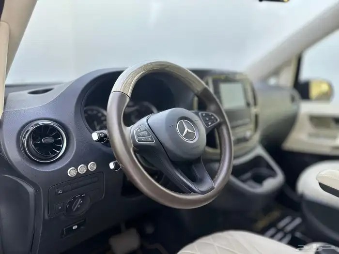 مرسيدس Vito 2023 معدل 5