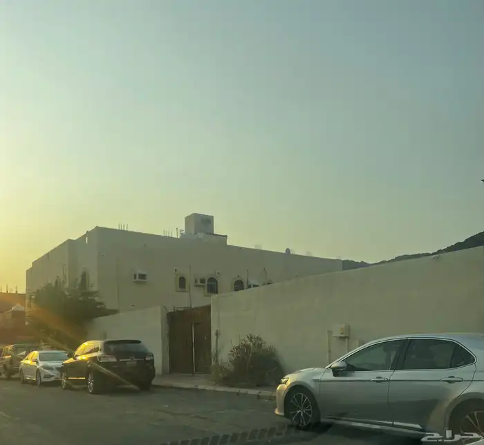 بيت للايجار أو للبيع في حي الملاوي وأيضا بيع أرض بالنوارية 3