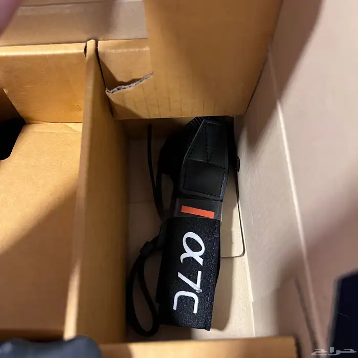 للبيع كاميرا سوني a7c sony 4