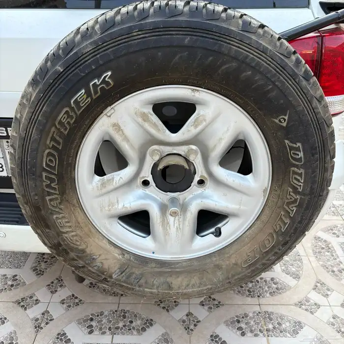 جي اكس 2010 بريمي مخزن ( تم البيع ) 12