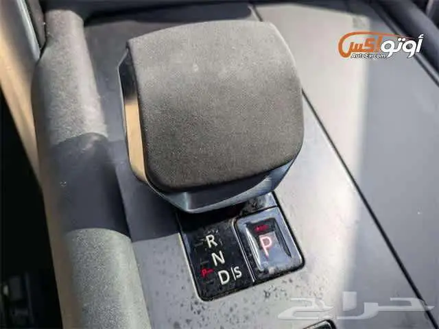 2023 لاند روفر ديسكفري R-دايناميك HSE 16
