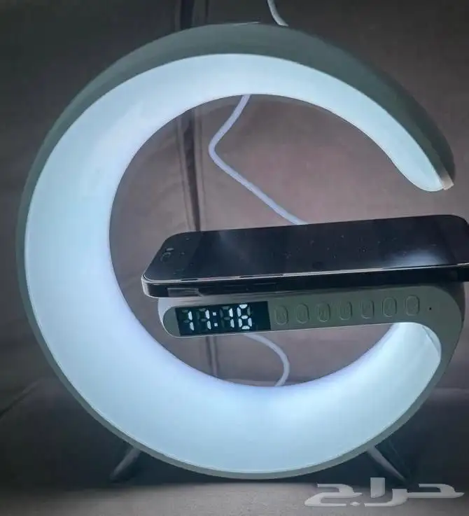 شاحن لاسلكي  سماعات   اضاءة متعددة الاوان   ساعة  اباجورة 2