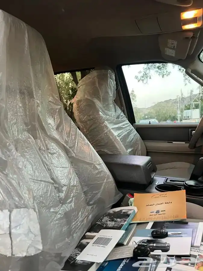 تم البيع مخزن اكسبيديشن 2013 عداد 71 الف كم توكيلات الجزيرة 21