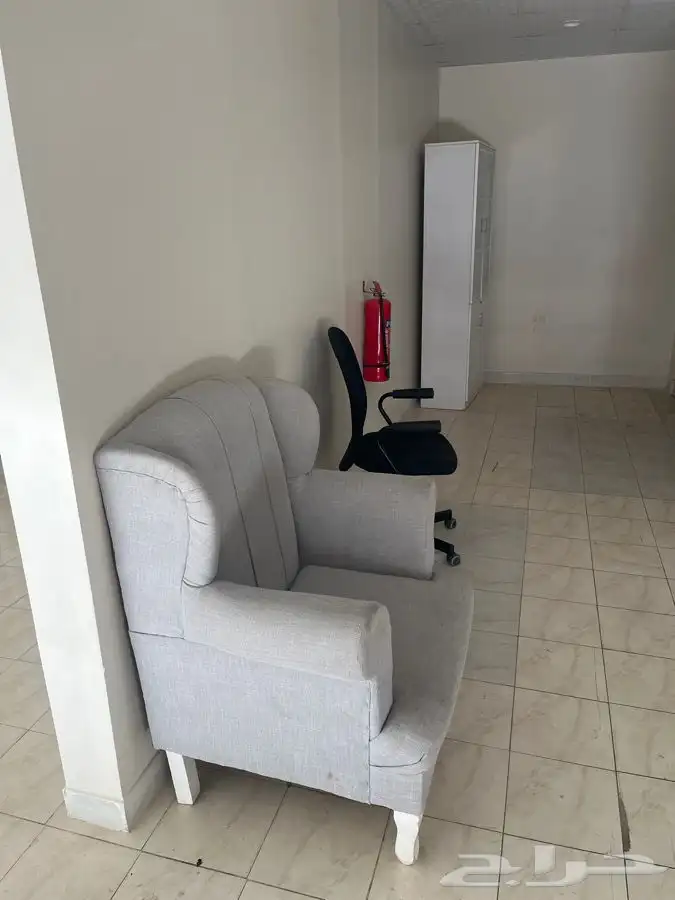 اغراض مكتب للبيع 2