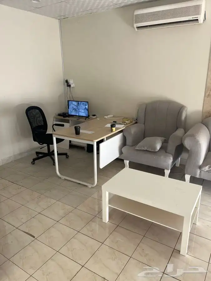 اغراض مكتب للبيع 0