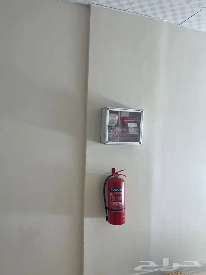 اغراض مكتب للبيع 5