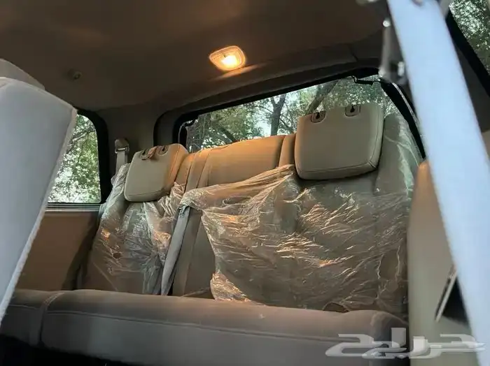 تم البيع مخزن اكسبيديشن 2013 عداد 71 الف كم توكيلات الجزيرة 40