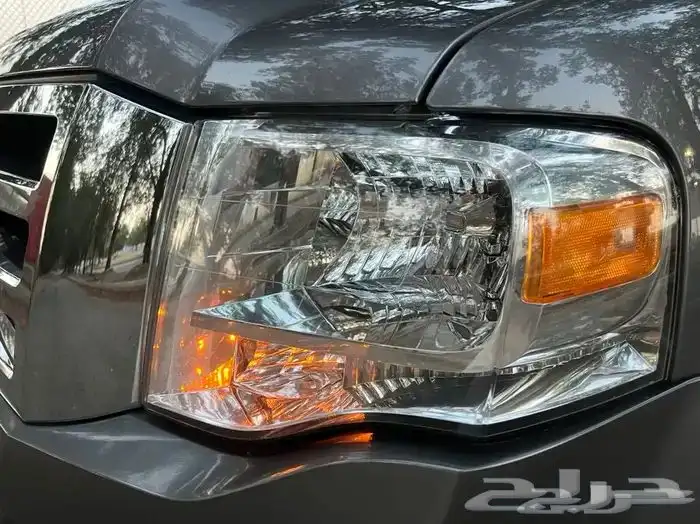 تم البيع مخزن اكسبيديشن 2013 عداد 71 الف كم توكيلات الجزيرة 58