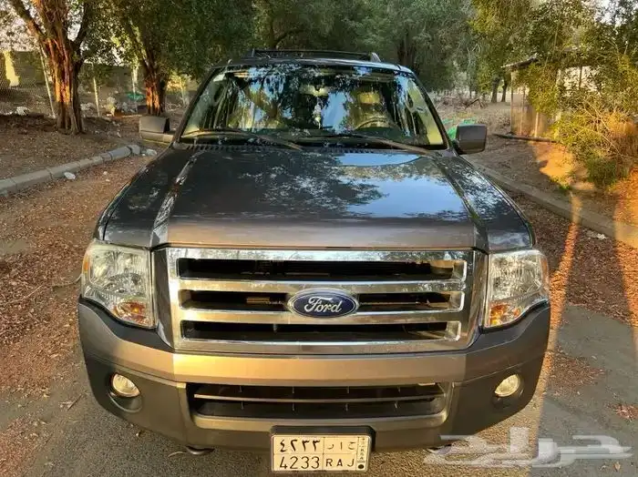 تم البيع مخزن اكسبيديشن 2013 عداد 71 الف كم توكيلات الجزيرة 6