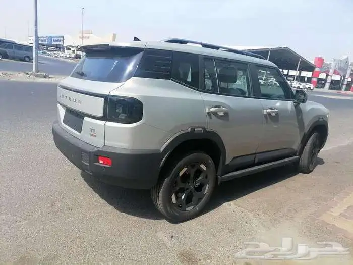 جيتور T1 لاكجري 2025 1