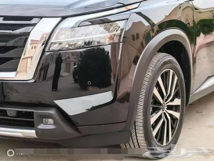 نيسان باثفايندر فل اسود 2023 15