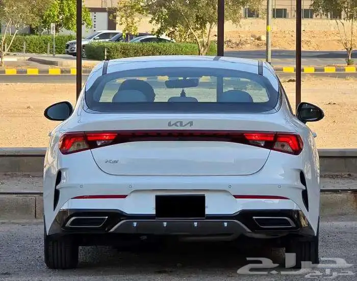 كيا K5 4