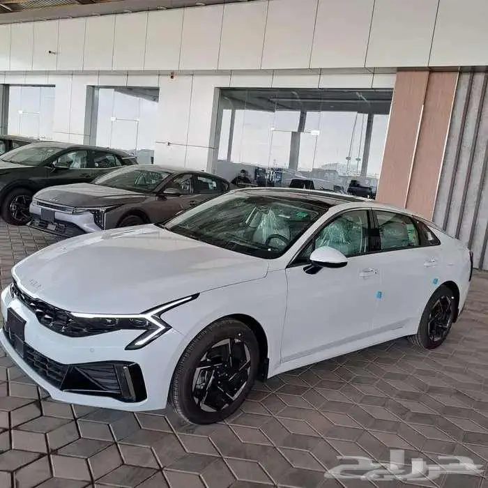 كيا K5 7