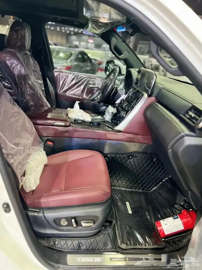 جيب لكزس 2024 LX600 BB ماشي 9500 كيلوا قمة فالنظافة 11